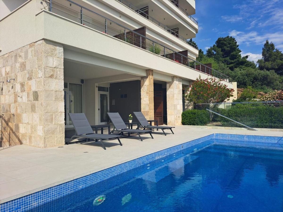 Villa Jolara With Heated Pool มีมิตเซ ภายนอก รูปภาพ